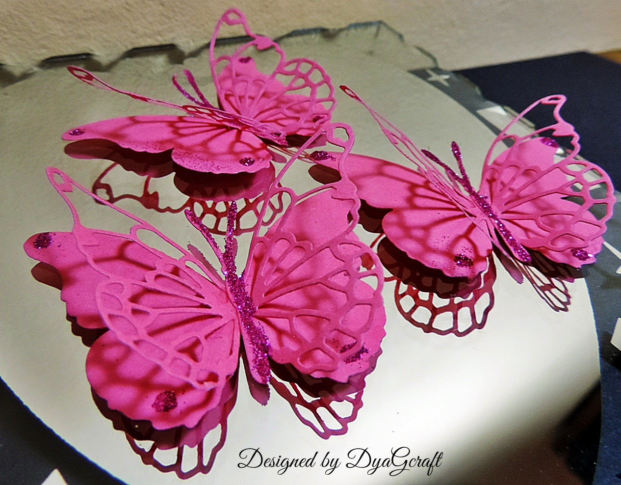 fluturi handmade fucsia Darla butterfly